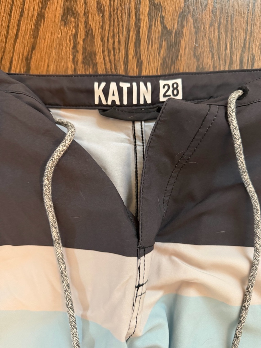 Katin Men’s Board Shorts Size 28 Colorblock Surf Swim Trunks Blue Black White - Picture 3 of 3